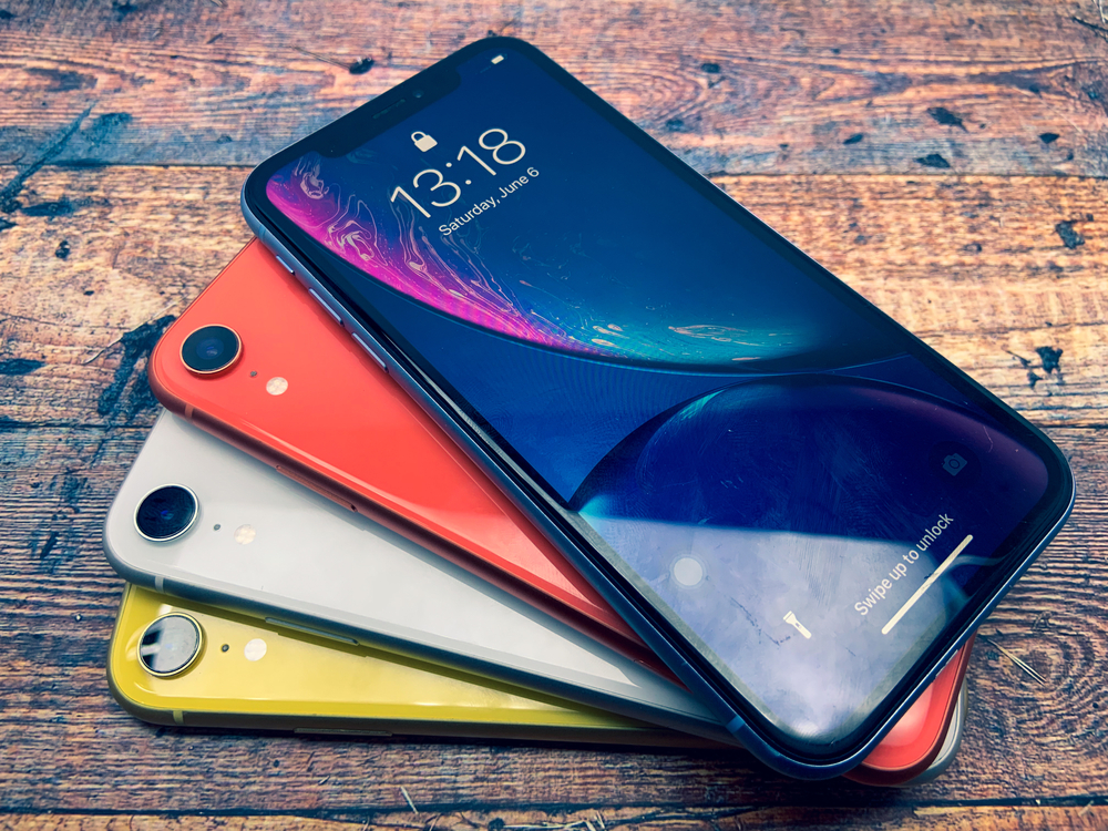 iPhone XR vs Google Pixel 3A