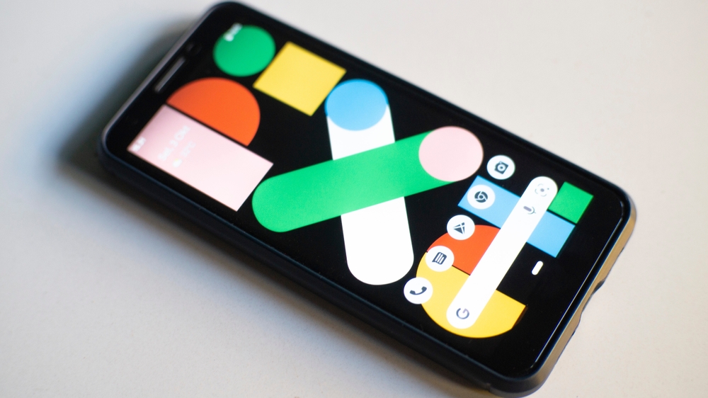 iPhone XR vs Google Pixel 3A