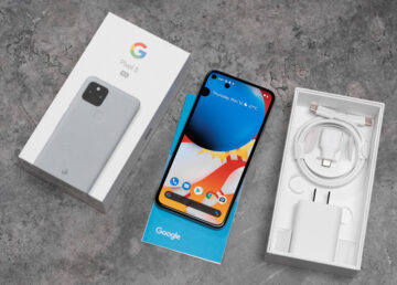 Google Pixel 5 vs iPhone 11 Pro